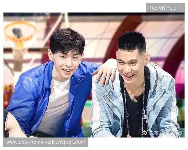 球星秀恩爱惹热搜:娱乐体育双重浪潮下的甜蜜震撼 球星秀恩爱惹热搜:娱乐体育双重浪潮下的甜蜜震撼