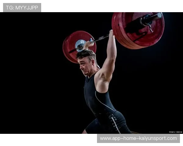 举重选手爆发力与核心训练法——打造极致力量的秘密武器