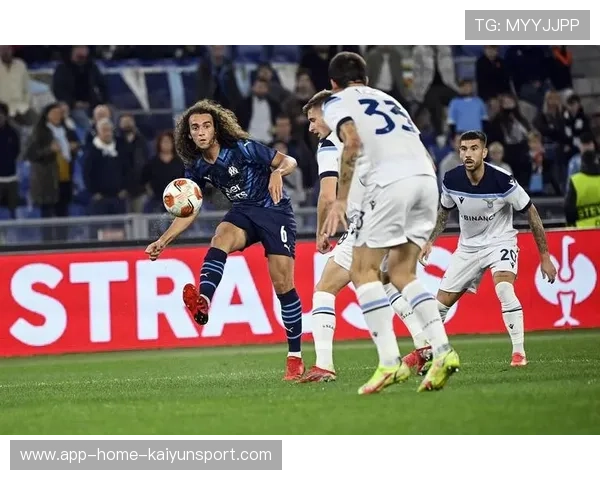 本菲卡中前场的快速迭代让对手疲于奔命