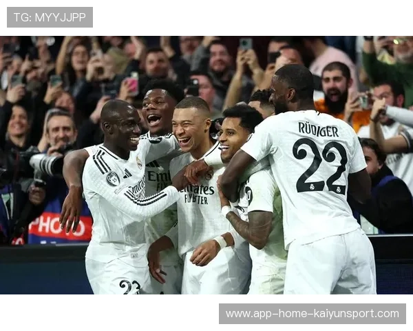 皇马借助卡马文加的爆发力不断前插——中场新星引领球队前场新潮流