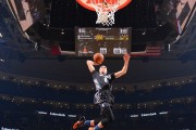 孙杨200米自由泳再破亚洲纪录 中国游泳队五金到手，孙扬200米自由泳纪录